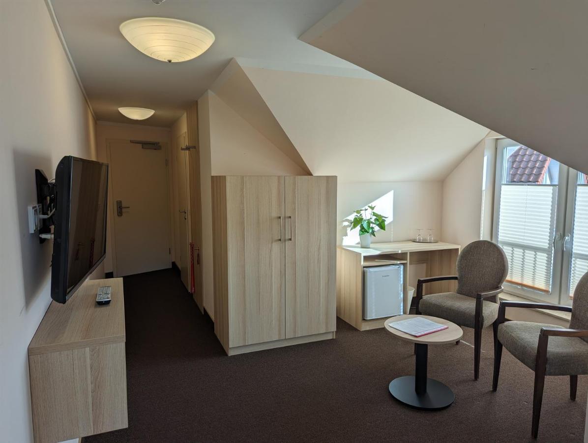 Hotel Karl'S Burg Kölpinsee Kültér fotó