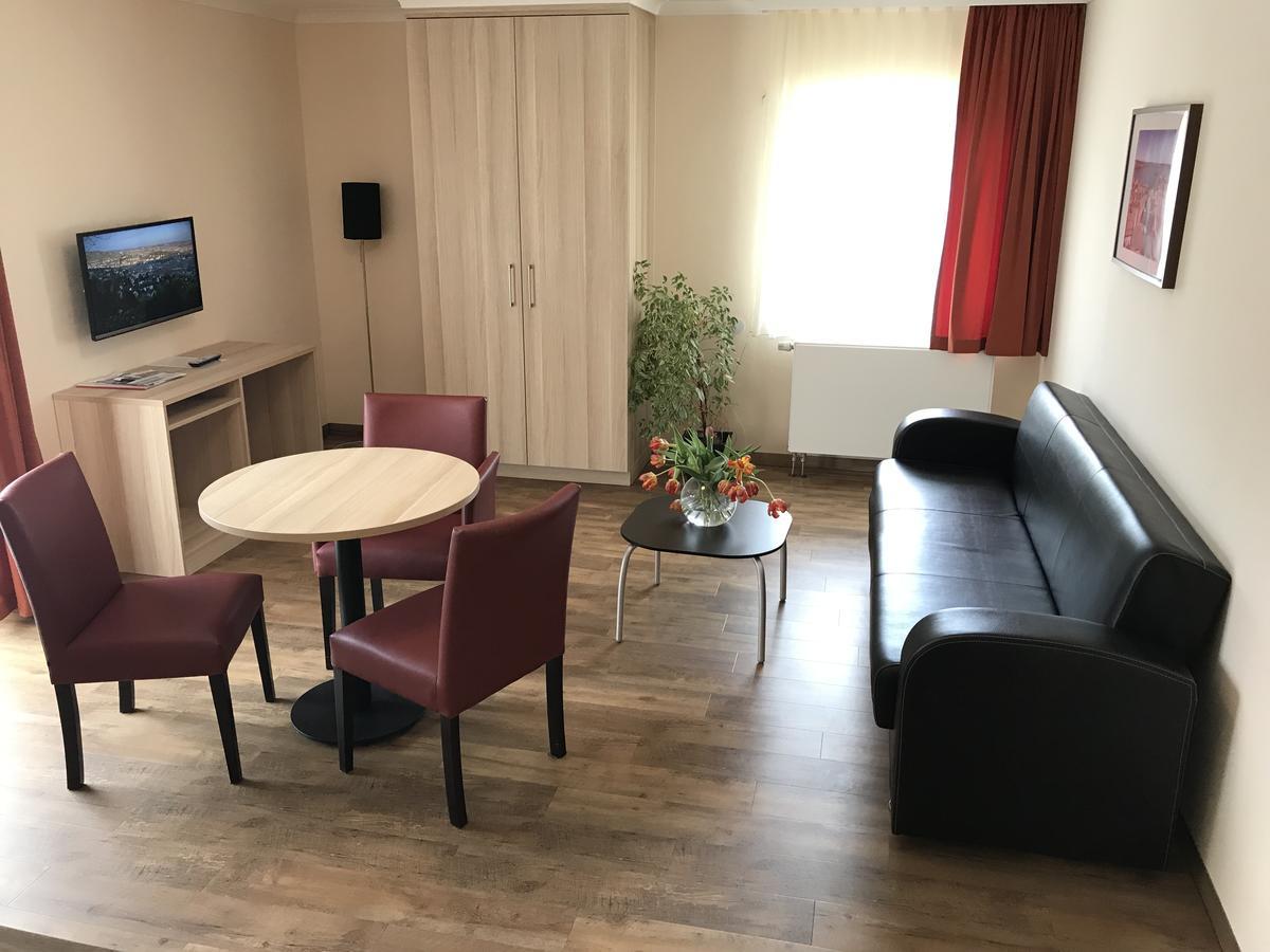 Hotel Karl'S Burg Kölpinsee Kültér fotó